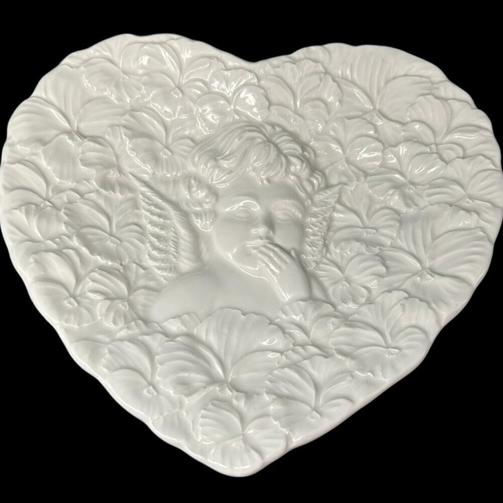 1995 FPD Cherub Angel Plate Italy Heart Shaped White Porcelain Hand Painted NWT